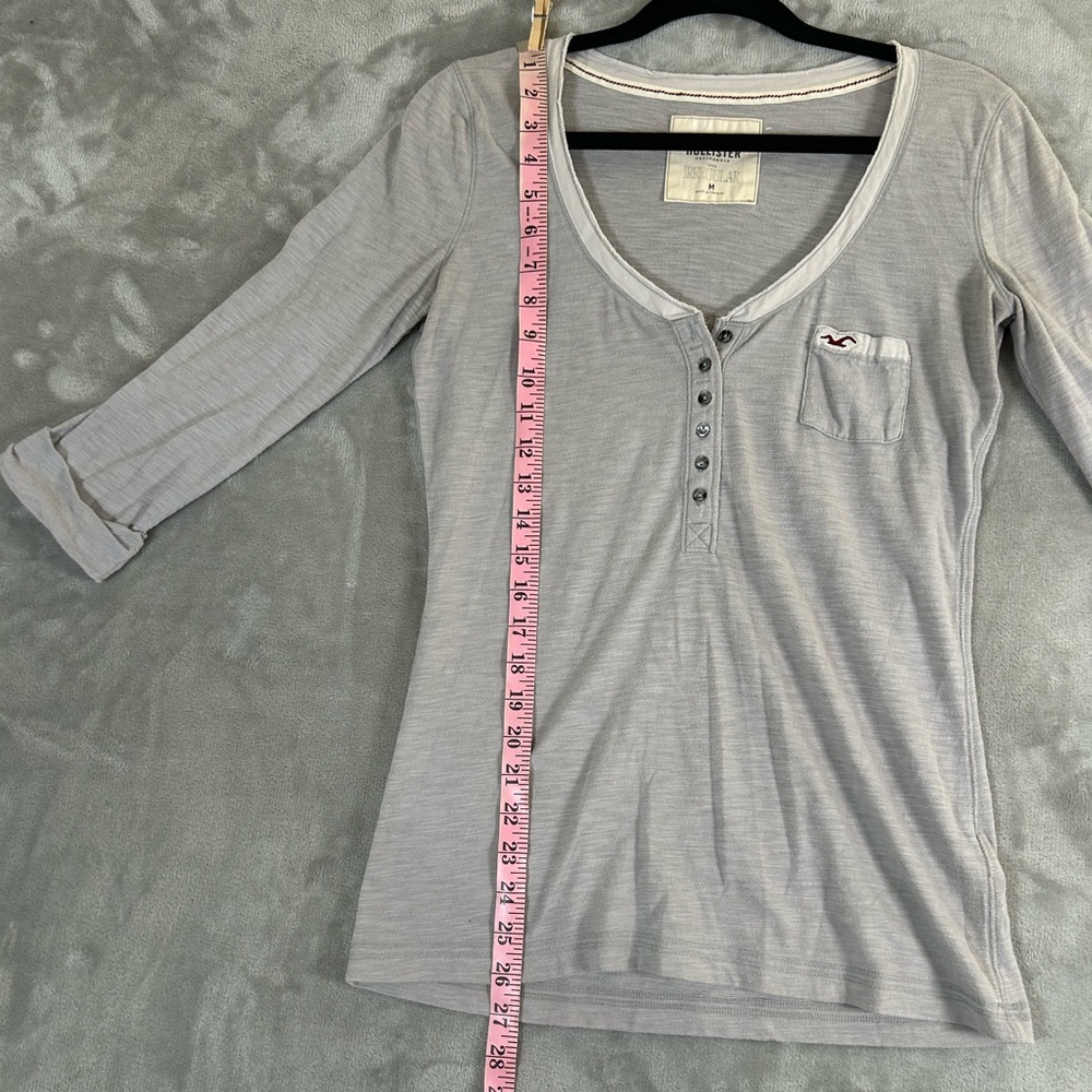 Y2K hollister Henley grey with front pocket embroidered logo - Picture 3 of 9